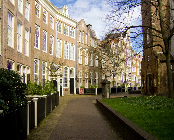 Begijnhof Courtyard