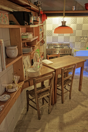 Kitchen Area - Lo Studio